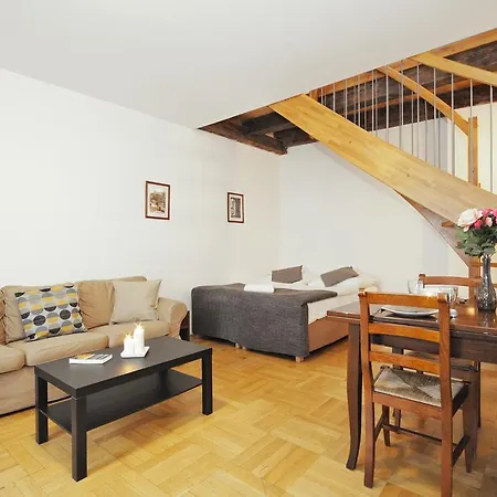 Apartment Old Town *